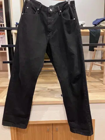 Wrangler authentic jeans 블랙 데님