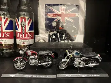 Maisto T120 Bonneville & Thunderbird 세트