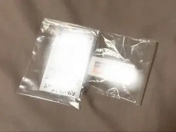 노구치 이오리 친필 폴라로이드 착용 명찰