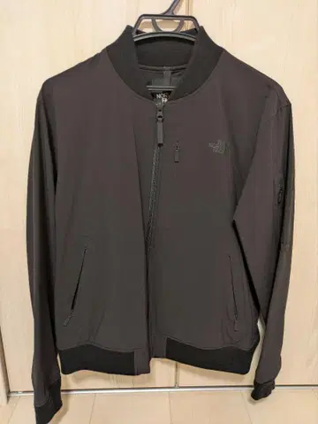 THE NORTH FACE 블랙 MA-1 자켓 M