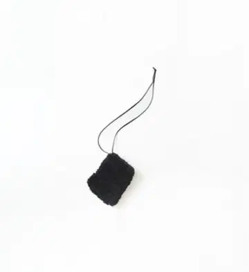 Veritecoeur 블랙 퍼 숄더백 미사용