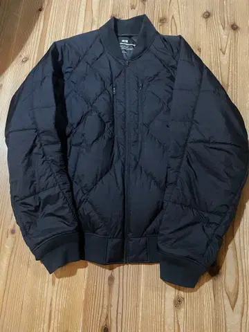 유니클로 White Mountaineering 하이브리드 다운 블랙 L