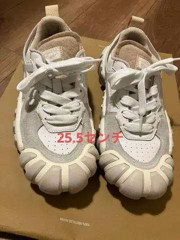 오니츠카타이거 스니커즈