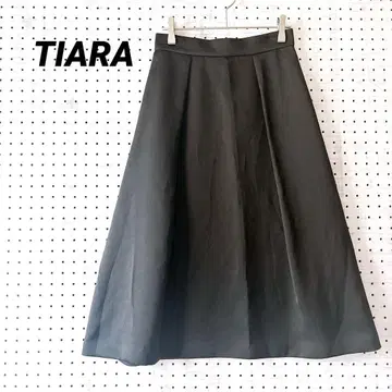 티아라 플레어 스커트 탄력감 종아리 기장 (2) 블랙 트리아세테이트 혼방