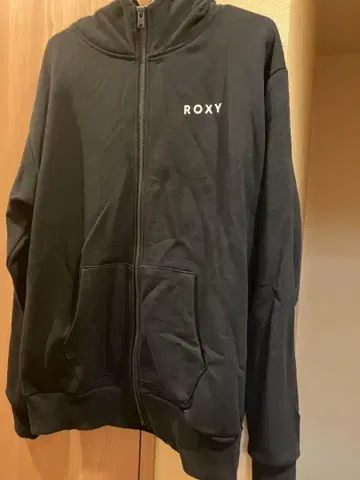 ROXY 블랙 풀 집업 후드티 프린트 갈라짐 전혀 없습니다!