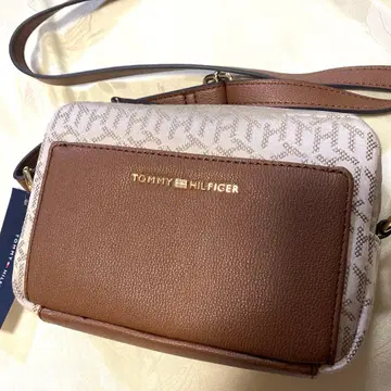 택 포함 새상품 TOMMY HILFIGER 숄더백 브라운/아이보리