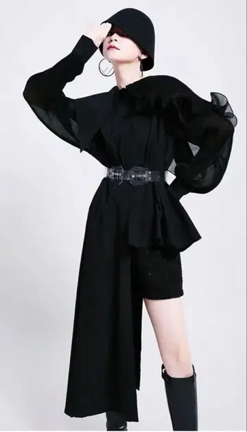 LONDA 비대칭 셔츠 블랙