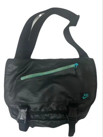 archive NIKE messenger bag y2k