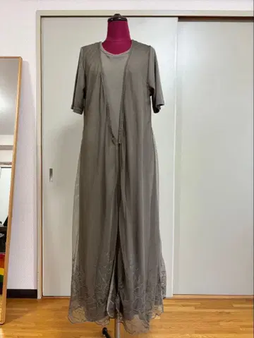 카키 그레이 오부 소매 맥시 길이 롱 원피스 레이스 포함 M 사이즈