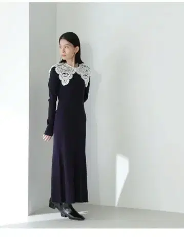 레이스 옷깃 니트 원피스 네이비