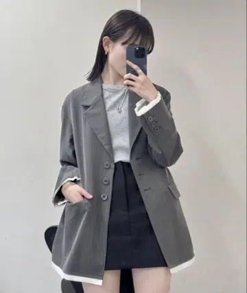 mystic 밑단 레이어드 자켓 그레이