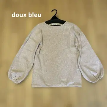 doux bleu 벌룬 슬리브 니트 새상품급