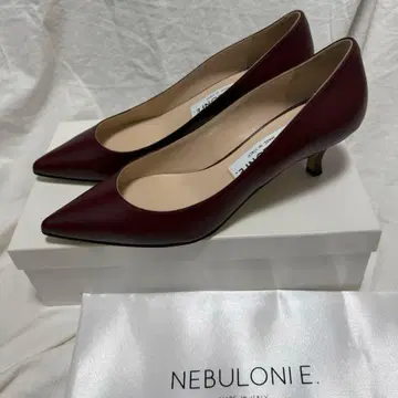 NEBULONIE.E for conte 플레인 펌프스