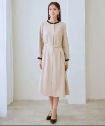 벨트 포함 배색 원피스