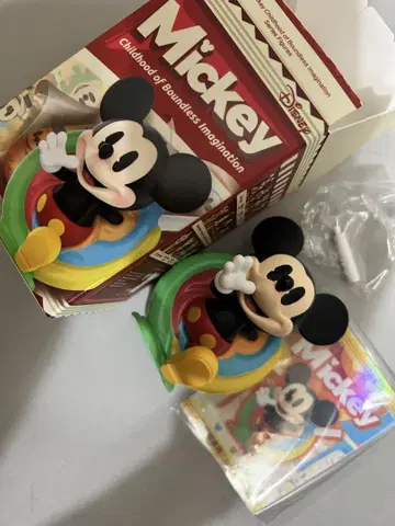 팝마트 POPMART 미키마우스 피규어