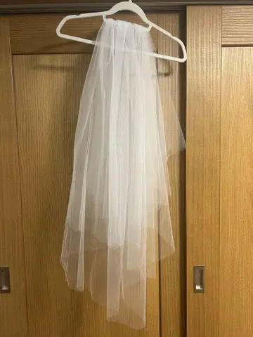화이트 튤 웨딩 베일 빗 포함