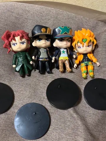 죠죠의 기묘한 모험 피규어 4체 세트