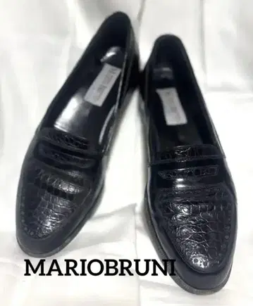 MARIOBRUNI 블랙 가죽 로퍼