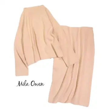 Mila Owen 베이지 긴팔 니트