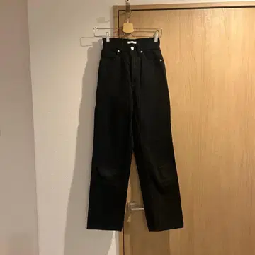 CLANE 블랙 세컨드 데님