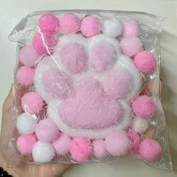 고양이 발바닥 스퀴즈