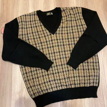 DAKS 울 v넥 니트 체크