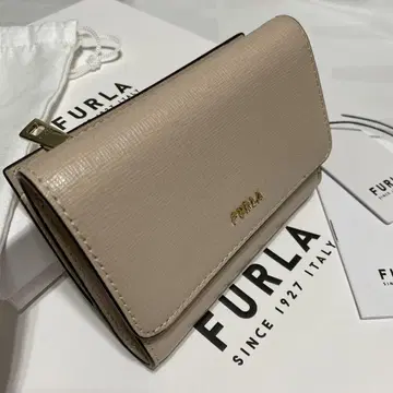 컨디션 최상 훌라 FURLA 3단 폴더형 지갑 바빌론 가죽