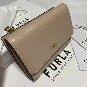 컨디션 최상 훌라 FURLA 3단 폴더형 지갑 바빌론 가죽