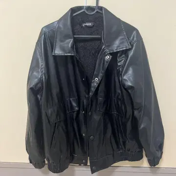 FASHION 블랙 합성 피혁 자켓