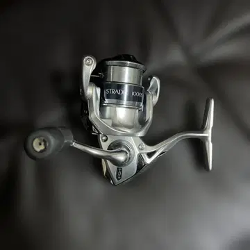 스트라딕 1000S-K SHIMANO 중고 낚시릴만