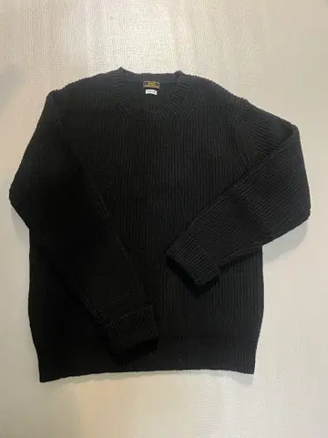 FSC freemans sporting club 두꺼운 원단 니트