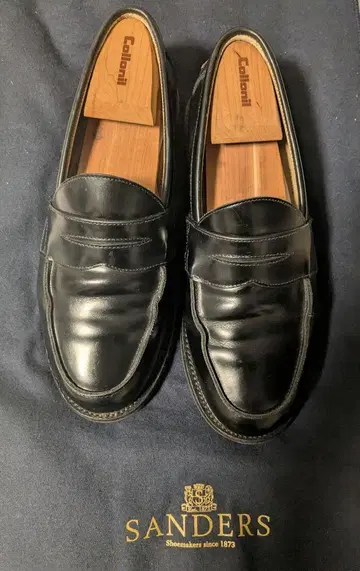 Sanders 블랙 코인 로퍼 UK7