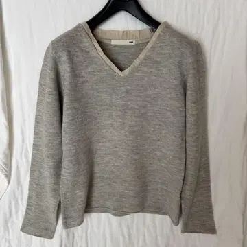 에바무에바 evam eva 그레이 V넥 스웨터 니트