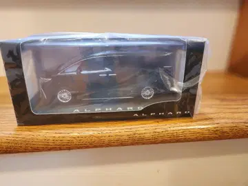 1/30 신형 알파드 다이캐스트제 미니카(블랙)