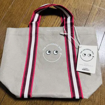 아냐 힌드마치 x 세이조 이시이 유니버셜 백 미니