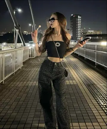 택 포함 새상품 shoko 여성용 레오파드 무늬 팬츠 아베일 그레이 완판