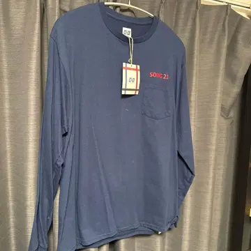 AIE 네이비 긴팔 티셔츠