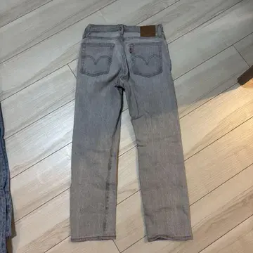 Levi's Premium 스트레이트 데님 25 그레이