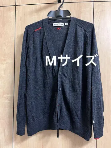 유니클로 아냐 힌드마치 V넥 가디건 M 사이즈