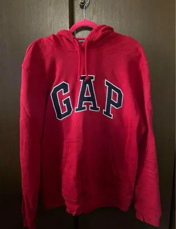 GAP 레드 후드 부착 후드티 US