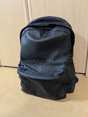 L.E.D.BITES 백팩 천연 가죽