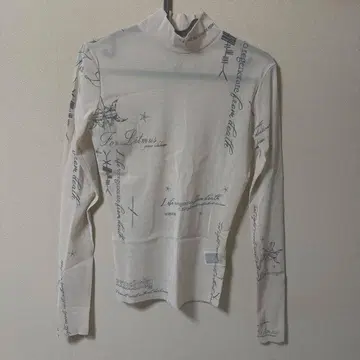 YUUNA ICHIKAWA 타투 시어 탑