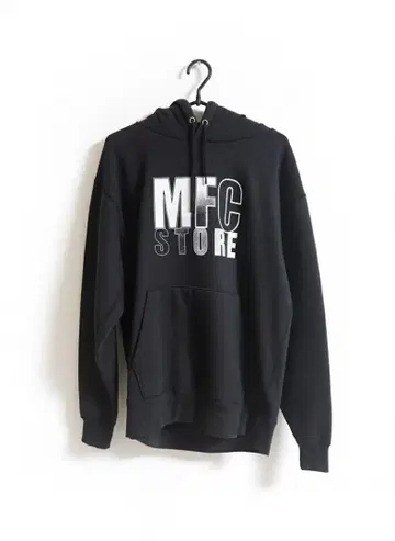 MFC STORE 후드 부착 후드티 블랙