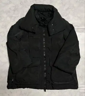 UNIQLO +J 하이브리드 다운 숏코트 블랙 M
