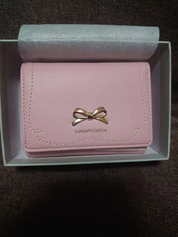 [ 완전 미사용품 ] SAMANTHAVEGA 핑크 3단 폴더형 지갑