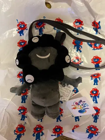 오사카 만박 미야쿠미야쿠 봉제 인형 파우치 블랙 블랙 미야쿠미야쿠