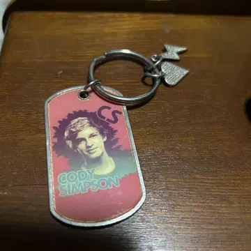 Cody Simpson 키링