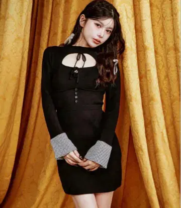 Darich 다리치 프론트 오픈 니트 미니 원피스