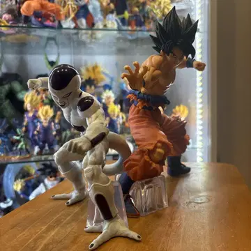 드래곤볼 제일복권 피규어 손오공&프리저