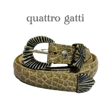 콰트로가티 가죽 벨트 내로우 타입 악어 엠보싱 베이지